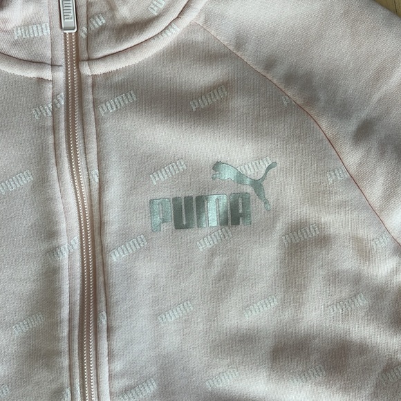 Puma half zip pull over sweatshirt. Women’s size large in powder pink. - Picture 5 of 7